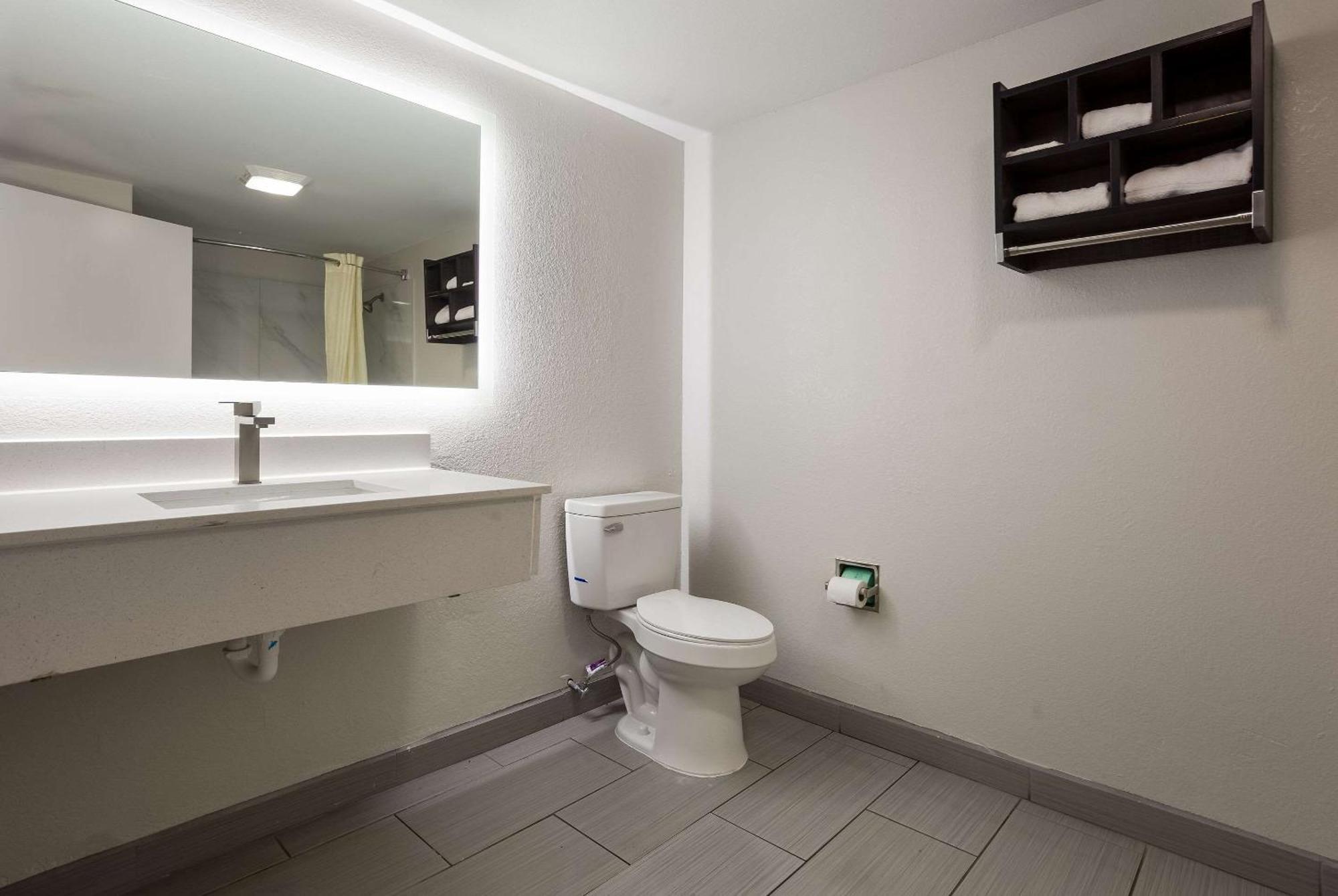 Econo Lodge Μόμπαϊλ Εξωτερικό φωτογραφία